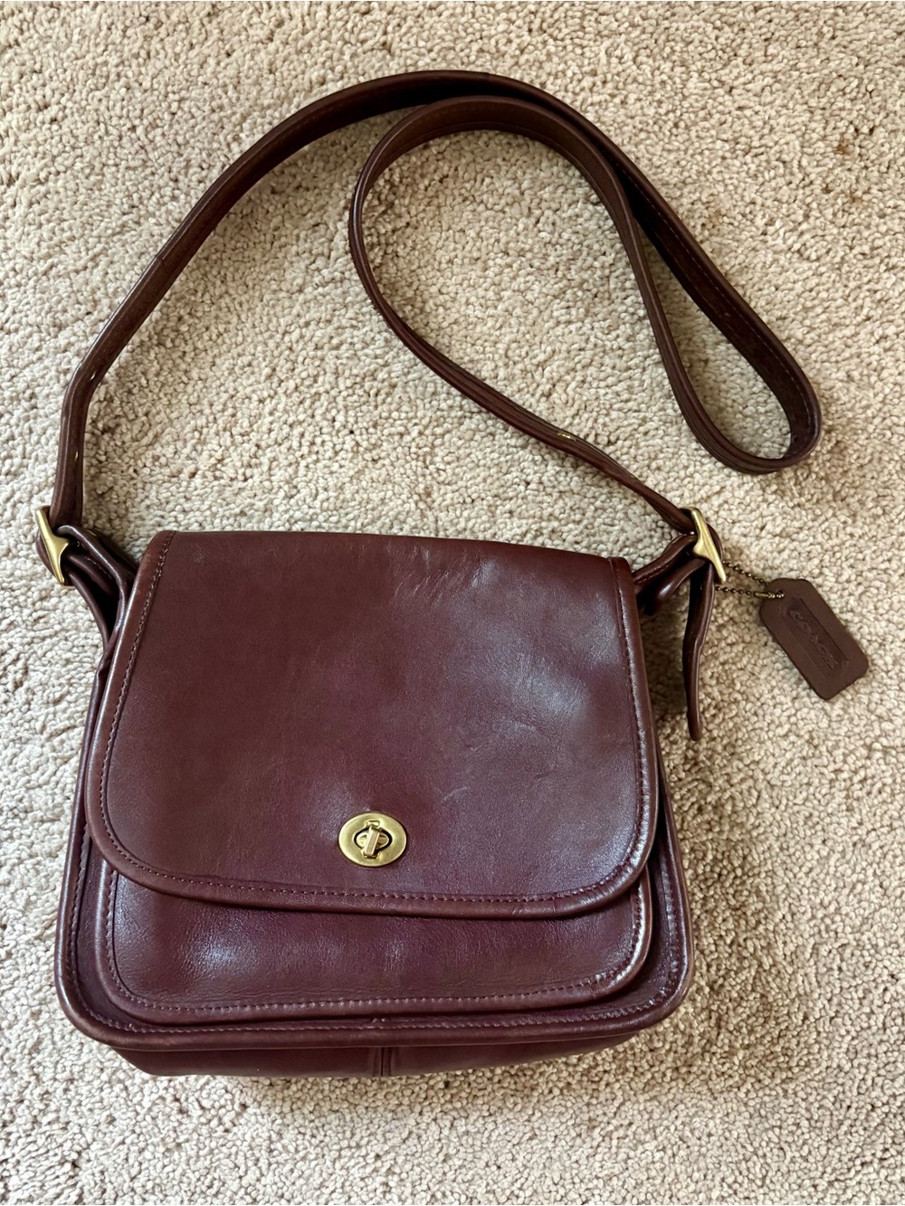 Vintage Coach Brown Mahogany Leather Crossbody Bag Style 9061 USA Made